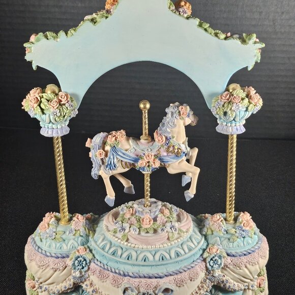 Vintage Classic Treasures Musical Animated Horse Carousel With Canopy In Box - Picture 2 of 12